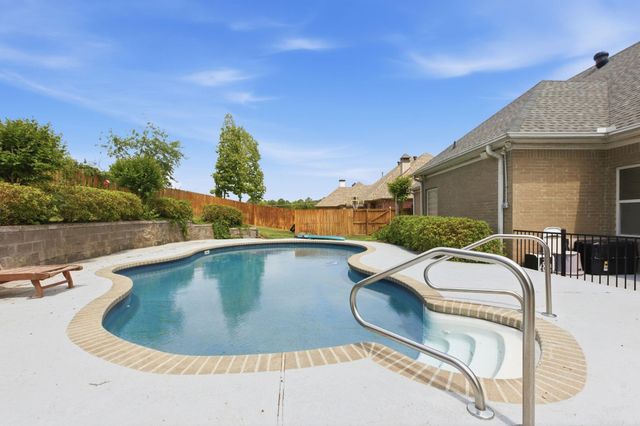 210 Buckland Circle, Little Rock, AR 72223