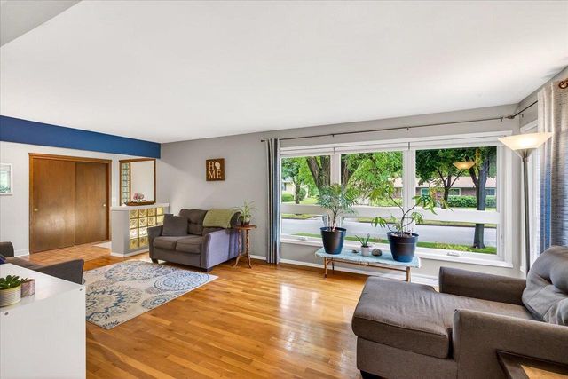 5318 Kingsbridge Road, Madison, WI 53714