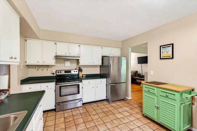 5318 Kingsbridge Road, Madison, WI 53714