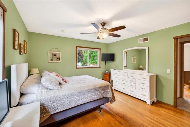 5318 Kingsbridge Road, Madison, WI 53714
