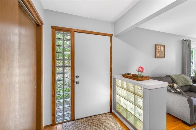 5318 Kingsbridge Road, Madison, WI 53714