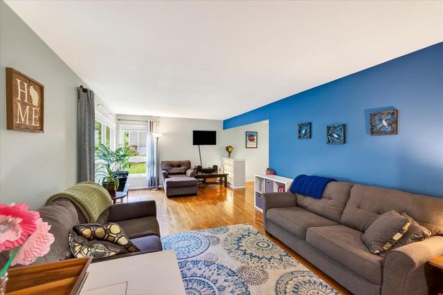 5318 Kingsbridge Road, Madison, WI 53714