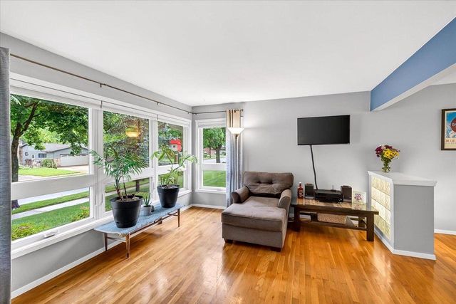 5318 Kingsbridge Road, Madison, WI 53714