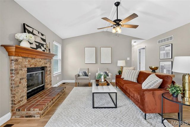 6401 Long Timber Drive, O'fallon, MO 63368
