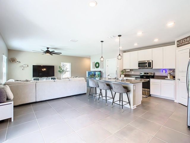 1042 JOHN JACOB ROAD, Davenport, FL 33837