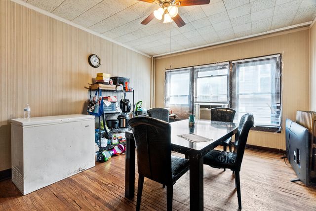 910 Nicholson Street, Joliet, IL 60435