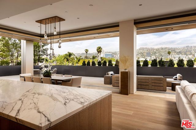 8899 Beverly Boulevard 4A, Los Angeles, CA 90048