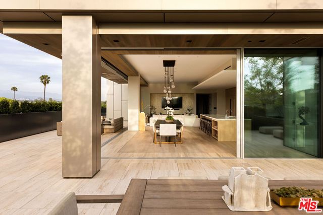 8899 Beverly Boulevard 4A, Los Angeles, CA 90048