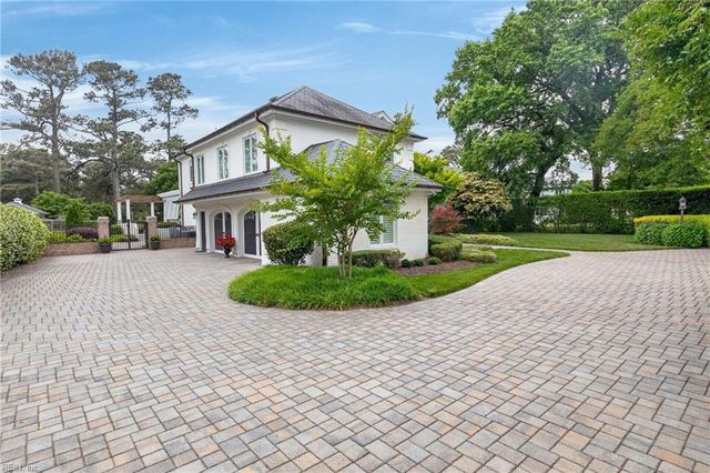 100 Holly CRES, Virginia Beach, VA 23451