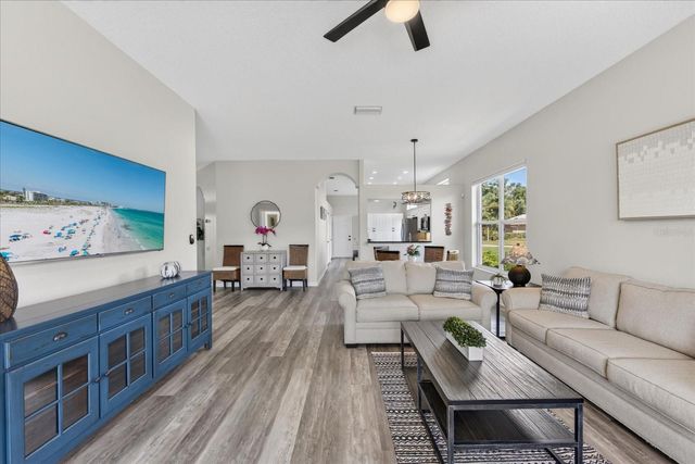 6726 HICKORY HAMMOCK CIRCLE, Bradenton, FL 34202