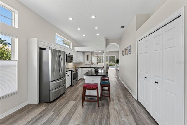 6726 HICKORY HAMMOCK CIRCLE, Bradenton, FL 34202