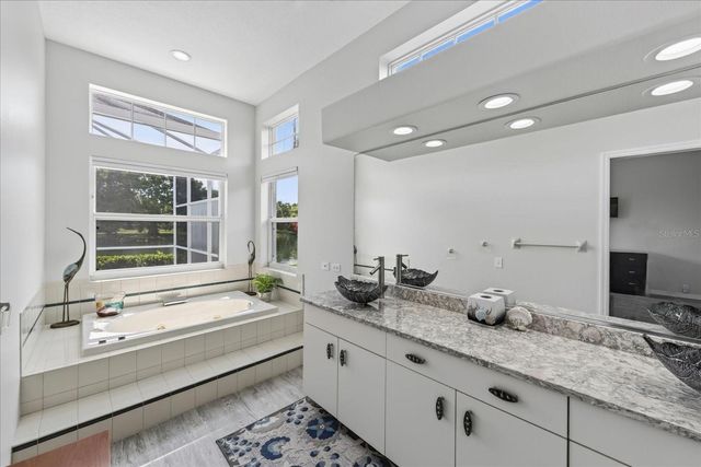 6726 HICKORY HAMMOCK CIRCLE, Bradenton, FL 34202