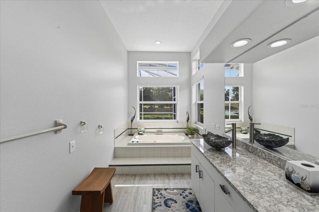 6726 HICKORY HAMMOCK CIRCLE, Bradenton, FL 34202