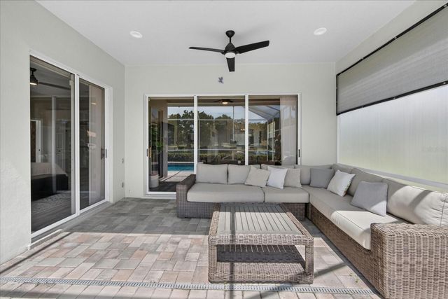 6726 HICKORY HAMMOCK CIRCLE, Bradenton, FL 34202