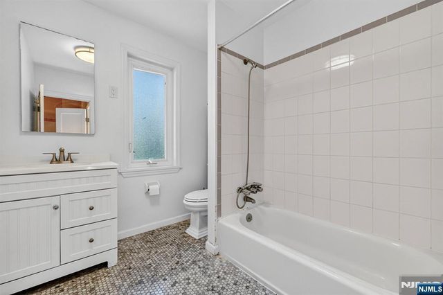 109 Park Street, Ridgefield Park, NJ 07660