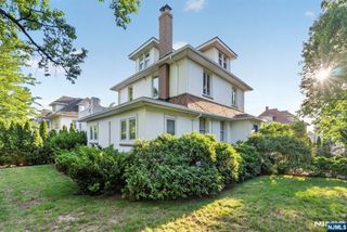109 Park Street, Ridgefield Park, NJ 07660