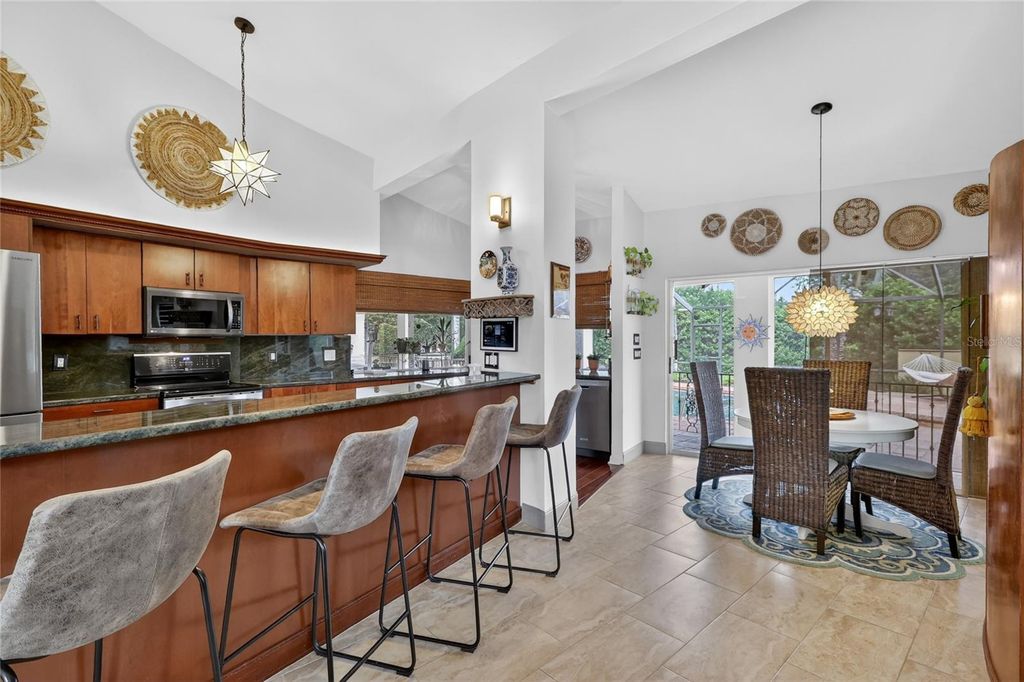 Image 34 of property listing at 5965 PIER PLACE DRIVE, Lakeland, FL 33813