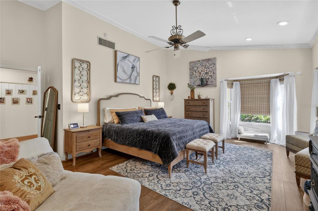 Image 47 of property listing at 5965 PIER PLACE DRIVE, Lakeland, FL 33813