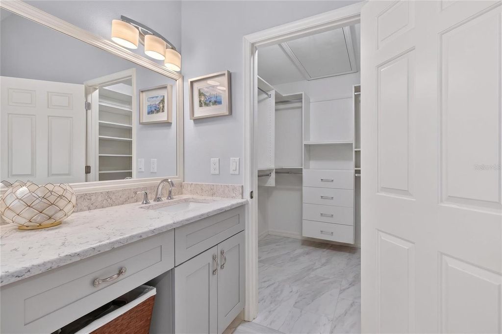 Image 54 of property listing at 5965 PIER PLACE DRIVE, Lakeland, FL 33813