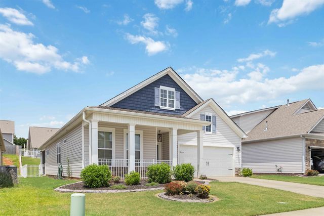 881 Deepwood Court, Boiling Springs, SC 29316