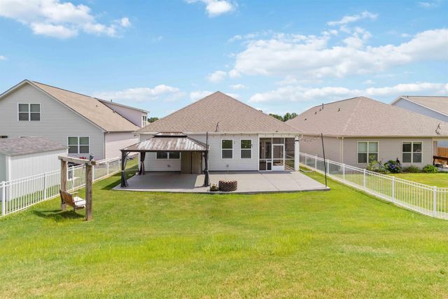 881 Deepwood Court, Boiling Springs, SC 29316