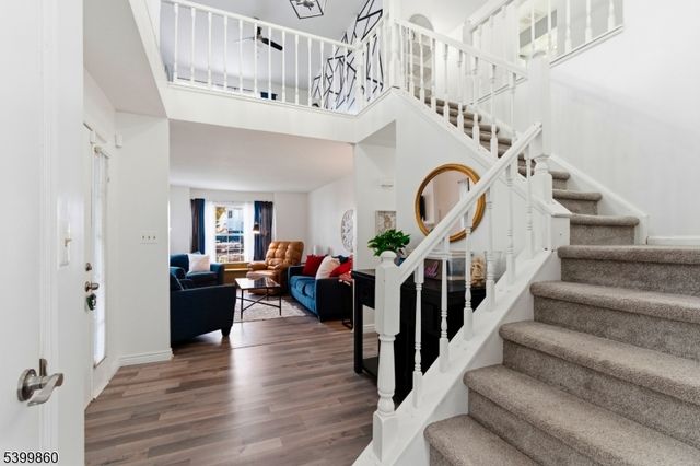 14 Willow Ci, Hamburg Boro, NJ 07419