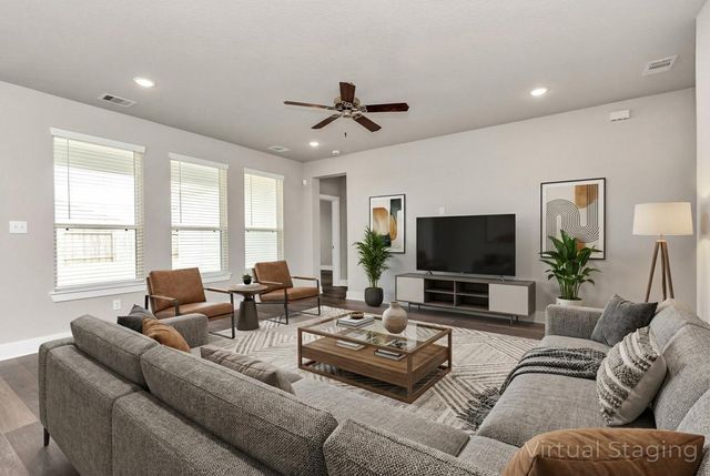 1233 Scarlet Creek Drive, Rosharon, TX 77583