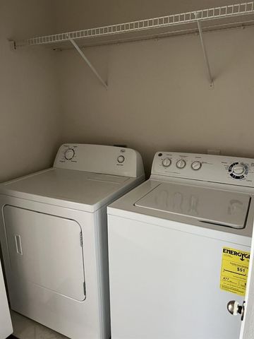 5134 NORTHRIDGE ROAD 302, Sarasota, FL 34238