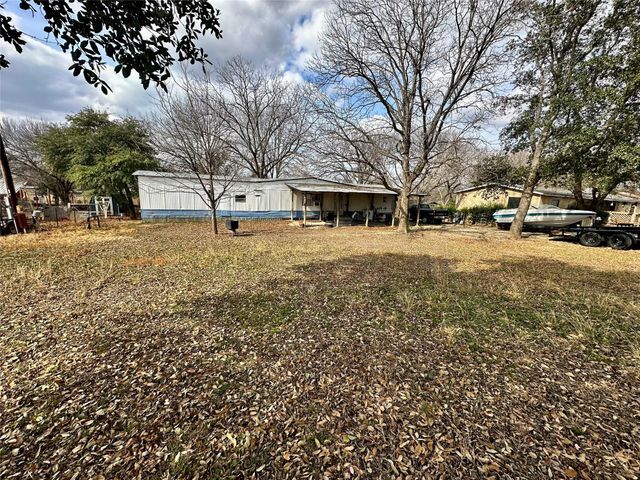 1710 Aspen ST, San Marcos, TX 78666