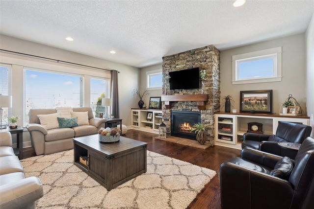 1022 NW Reinhart Drive, Ankeny, IA 50023