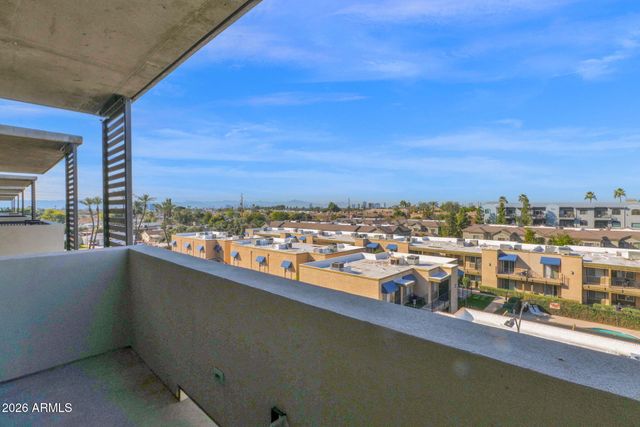 2300 E CAMPBELL Avenue 416, Phoenix, AZ 85016