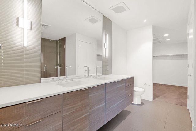 2300 E CAMPBELL Avenue 416, Phoenix, AZ 85016