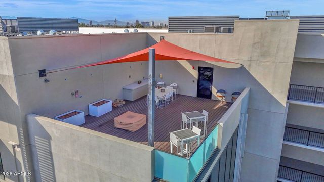 2300 E CAMPBELL Avenue 416, Phoenix, AZ 85016