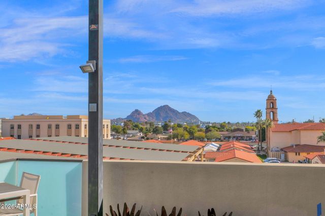 2300 E CAMPBELL Avenue 416, Phoenix, AZ 85016
