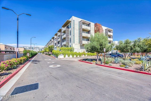 2300 E CAMPBELL Avenue 416, Phoenix, AZ 85016