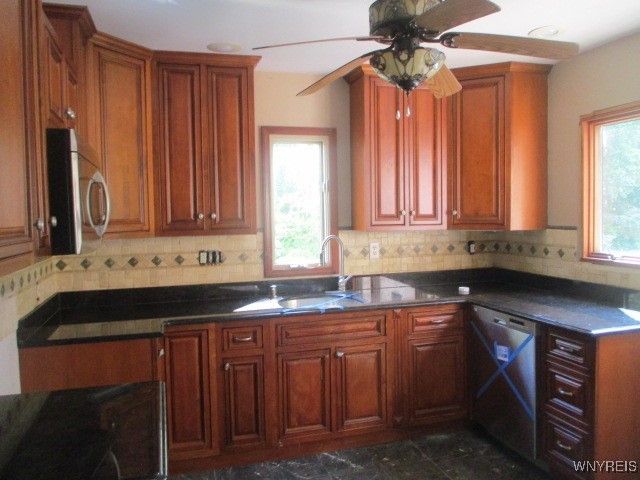 544 Willow Street, Lockport City, NY 14094