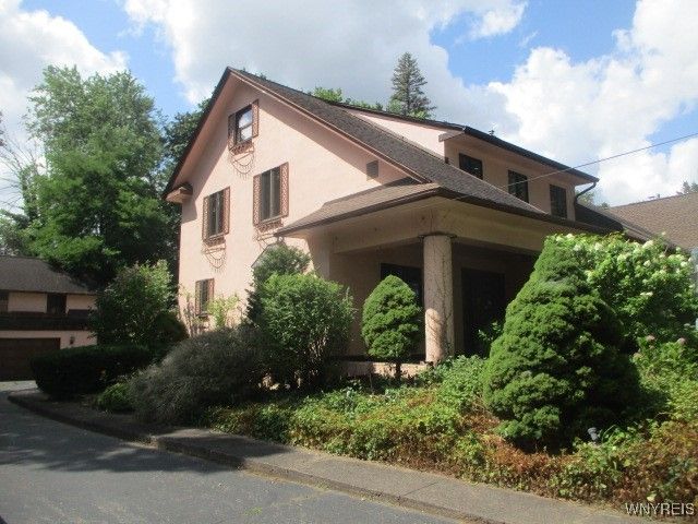 544 Willow Street, Lockport City, NY 14094