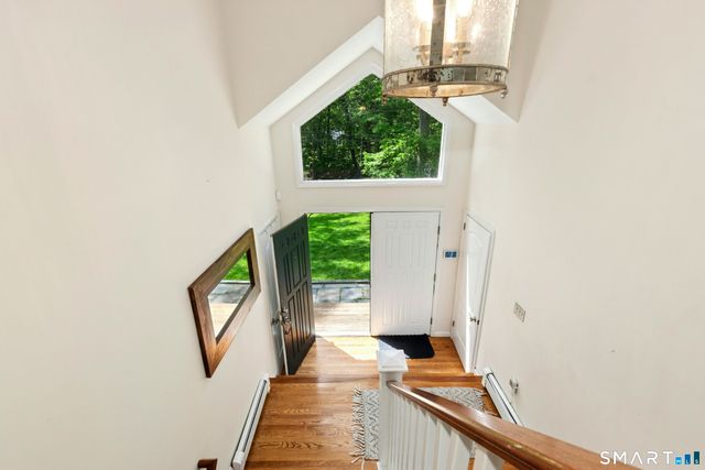 50 Ravenwood Drive, Weston, CT 06883
