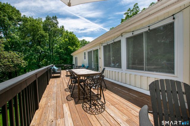 50 Ravenwood Drive, Weston, CT 06883