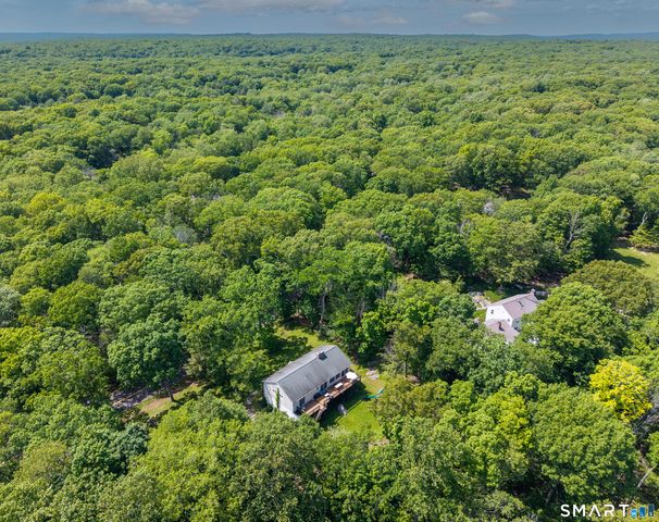 50 Ravenwood Drive, Weston, CT 06883