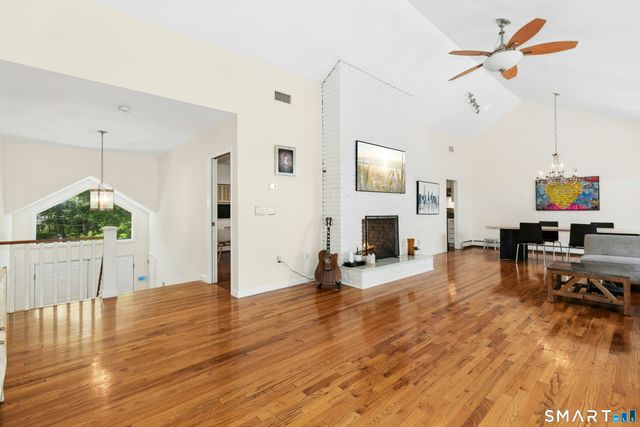 50 Ravenwood Drive, Weston, CT 06883
