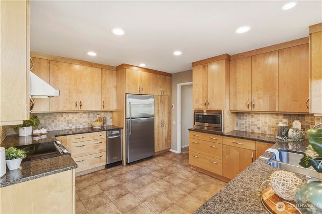 3506 Haines Street, Port Townsend, WA 98368