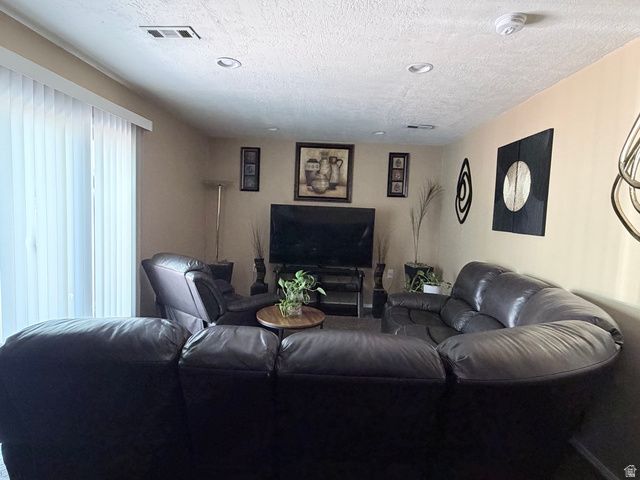 6603 S SLALOM WAY, West Jordan, UT 84084