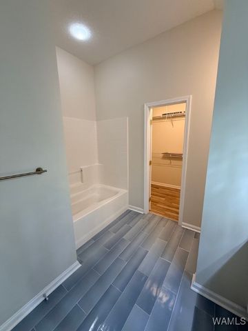 2431 Starlight, Tuscaloosa, AL 35405