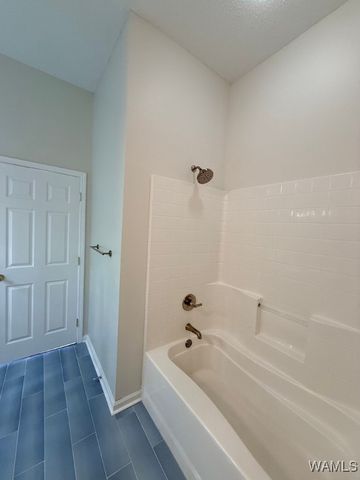 2431 Starlight, Tuscaloosa, AL 35405