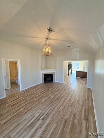 2431 Starlight, Tuscaloosa, AL 35405