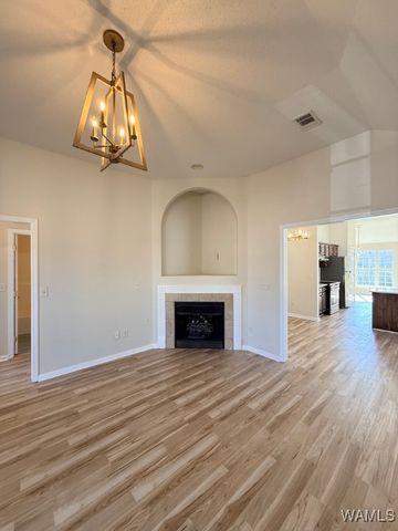 2431 Starlight, Tuscaloosa, AL 35405