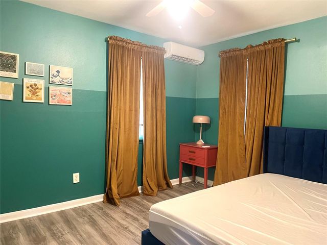 2411 Bastrop 1, Houston, TX 77004
