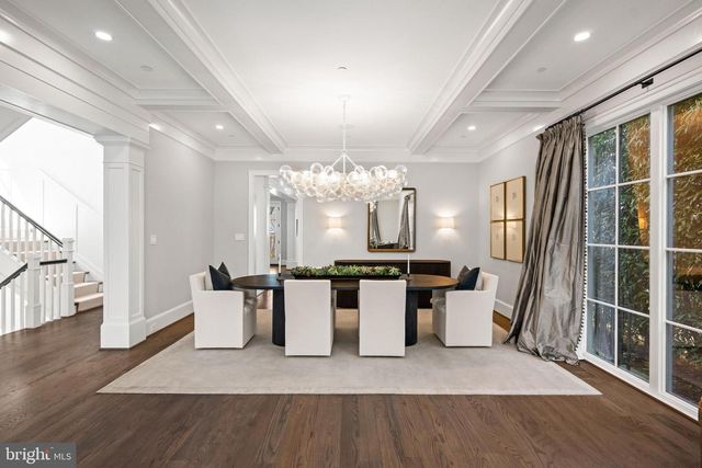5321 MACOMB ST NW, Washington, DC 20016