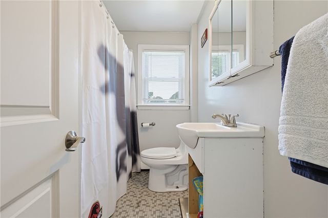 30 Briggs Street, Cranston, RI 02920